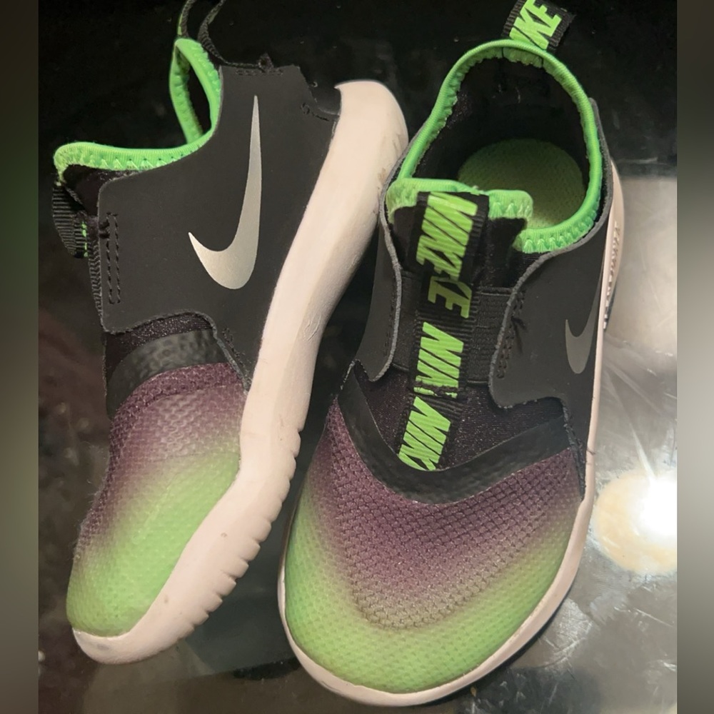 Nike Flex boys sneakers. Size 10c